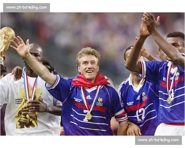 小法领衔！FC24 新英雄卡里克、巴尔扎利、曼朱基奇震撼登场