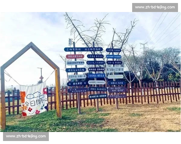 法斗滑板宽窄巷！成都萌宠又添新网红打卡地